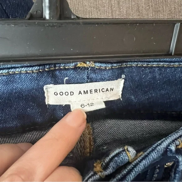 Good American Blue Skinny Stretch size 6-12 - Picture 4 of 5